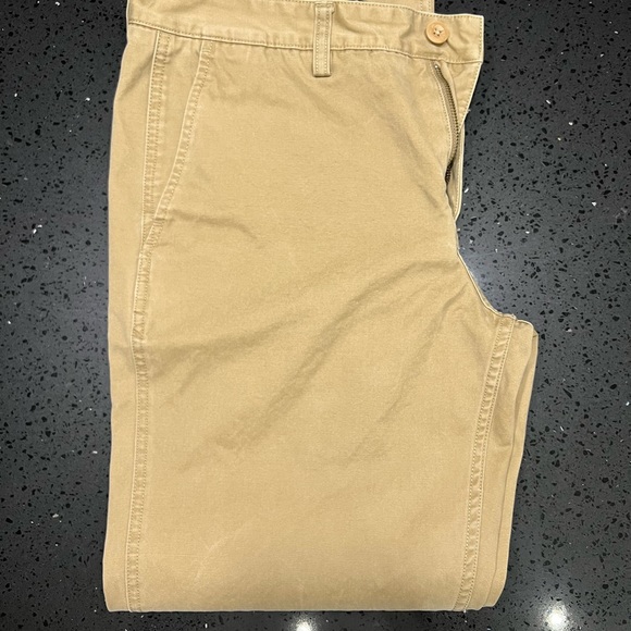 Vineyard Vines - Brown - 32x30 - Island Pant. - Picture 7 of 7